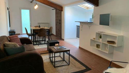Appartement 65m2 à Callian, 2 Chambres, Parking Gratuit, Proche Lac et Cannes - Foto 3
