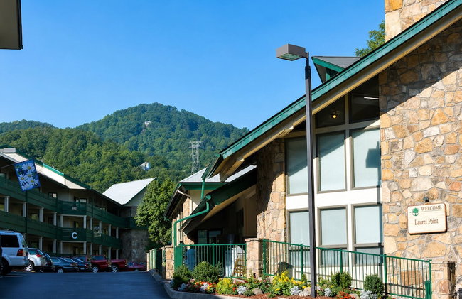 Laurel Point Resort - Photo 36