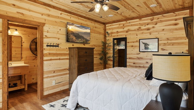 Smoky Mountain Splash 6 Bedroom Cabin by RedAwning - Foto 4, Habitación