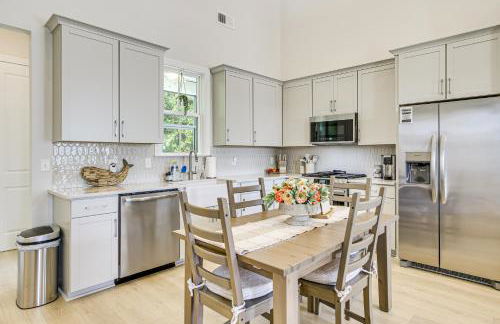 Walk to Boat Ramp Lake Greenwood Getaway! - Foto 8