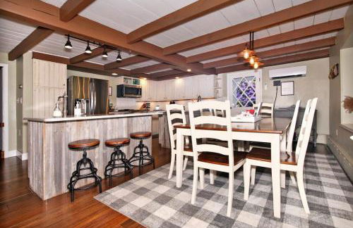 Creekside Farmstead - Pool - Hot Tub - 3 Min to Lake - Pets Allowed - Foto 31