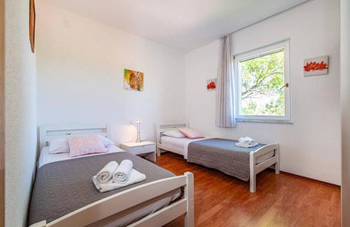 MY DALMATIA - Holiday home Blanka with private infinity pool - Foto 29