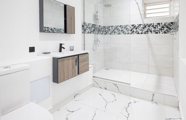 O'Beach Boutique Studios - Photo 54