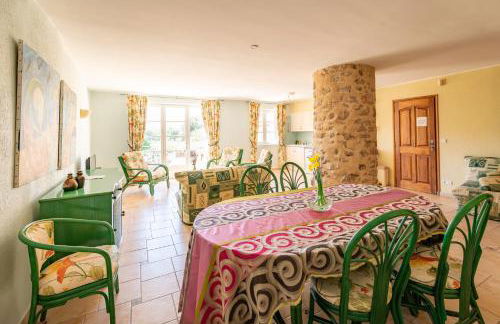 Gîte Vert d'olive au milieu des vignes - Château Les Apiès - Foto 5