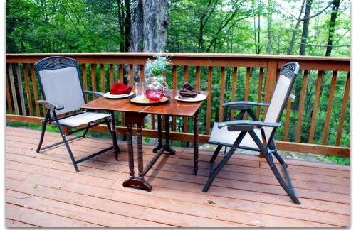 Romantic Cottage Rental with Hot Tub Outside Woodstock, New York - Foto 17