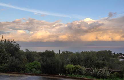 King size bed, Terra relaxa, Vista al mar, near Achilleio - Foto 18