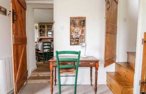 Beach Cottage - Photo 7