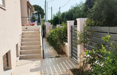 Ellie's guesthouse, Nafplio - Photo 2