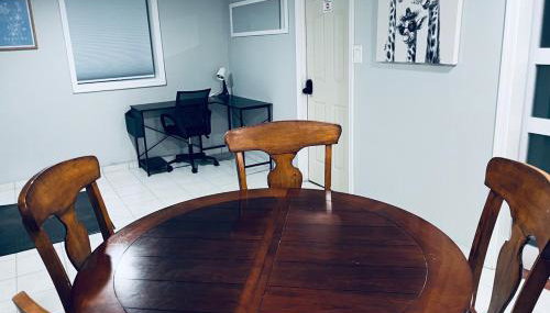 Private 1st Floor Unit near Balt City and John Hopkin - Foto 4