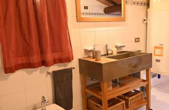 CA CENTOSA ARTISTIC HOUSE villa storica ristrutturata con patio e giardino - Photo 68