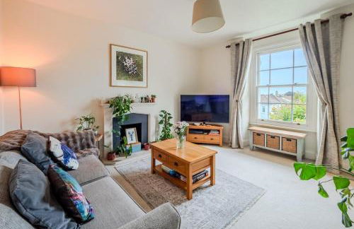 Beautiful 2 Bedroom Apartment in Redland - Simply Check In - Foto 1