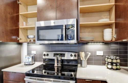 Experience Downtown Studio Near River Walk - Foto 21