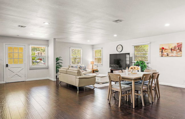 Not Affected by the Fire/spacious Retreat w/ Large Kitchen & Outdoor Patio - Foto 20