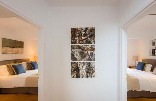 North Point Houses - Photo 29