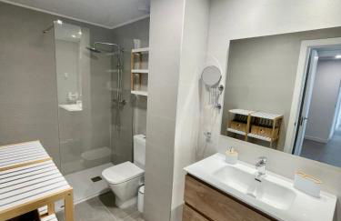 Modern 3-Bedroom with Padel and Pool Access - Photo 22