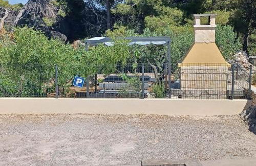 Holiday house with a swimming pool Rogac, Solta - 16444 - Photo 13