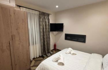 The Cozy Residence - Photo 12