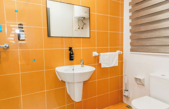 The Seven Apartments - Photo 51