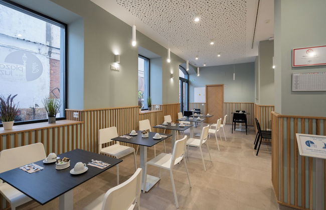 Plaza de la Luz Cádiz - Photo 56