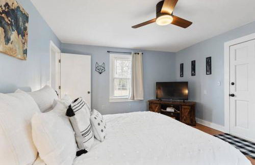 BOHO BUNGALOW - STEPS FROM HISTORIC DOWNTOWN APEX - Foto 6