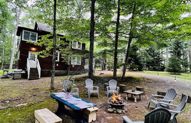 Fernwood Cottage A Poconos Retreat - Photo 27