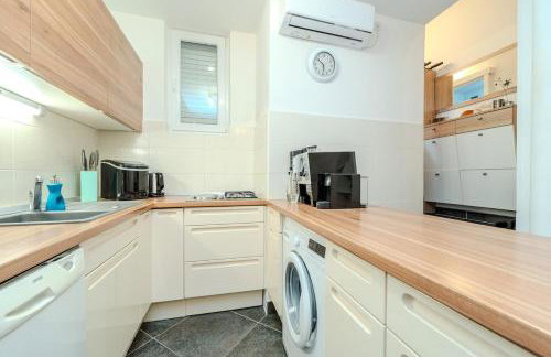 Boba lovely apartment close to Zrce beach - Foto 10