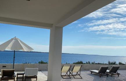 Villa Rocky Beach - Photo 4