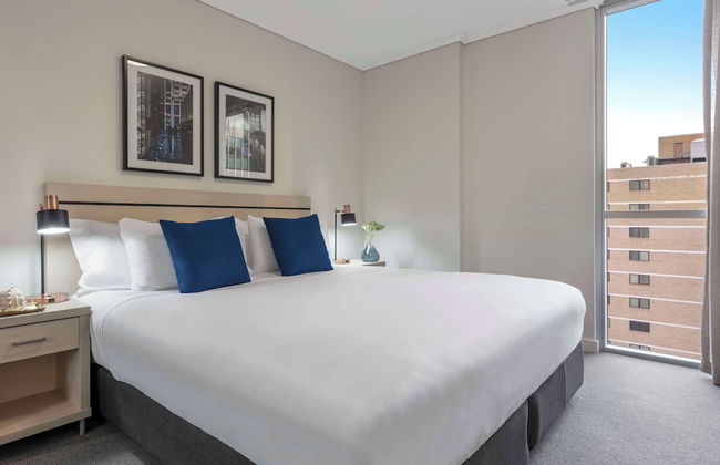 Oaks Brisbane Festival Suites - Photo 26