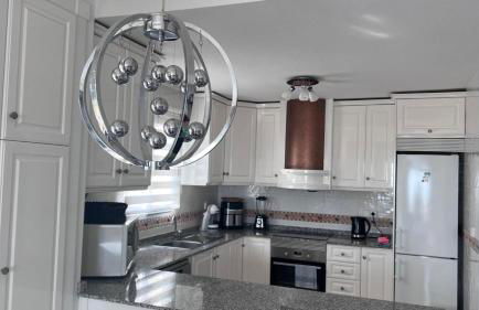 Stunning Penthouse Apartment in Villamartin with Communal Pool - Foto 11