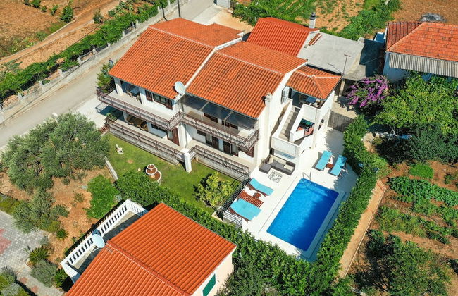 Relaxing Holiday Home With Pool, Fitness Area, and Entertainment Facilities - Foto 43