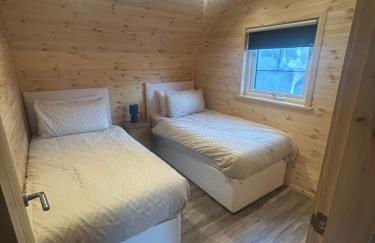 Croft 52 Cabins - Photo 10