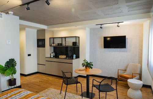 BUBU Apartments By Exclusive Homes - Photo 46