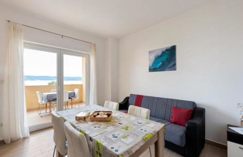 Simplistic Apartment in Neviđane near Sea - Foto 14