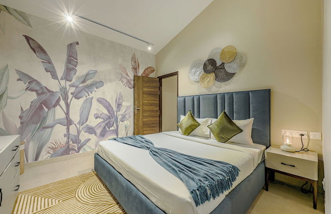 Alaya Stays Veera Serina 3 BHK with Pool - Foto 15