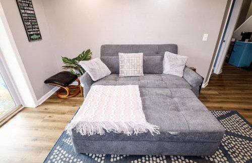 Bryan Lake Oasis in Downtown Lake Ann - Foto 17