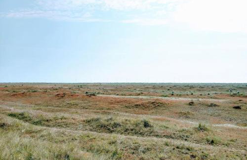 TAIL END: Bijoux Broads & Beach Base! Now with TV! - Photo 11