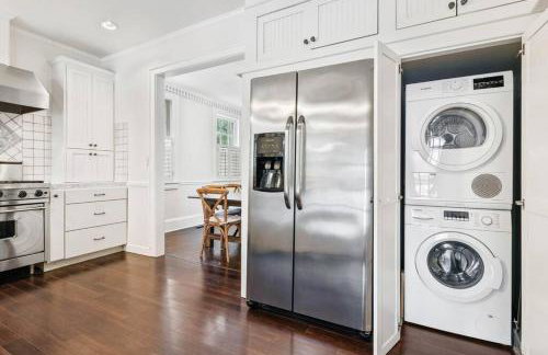 The Montgomery Manor - 5 Bedroom 4 Bath with Pool and Garage - Foto 26