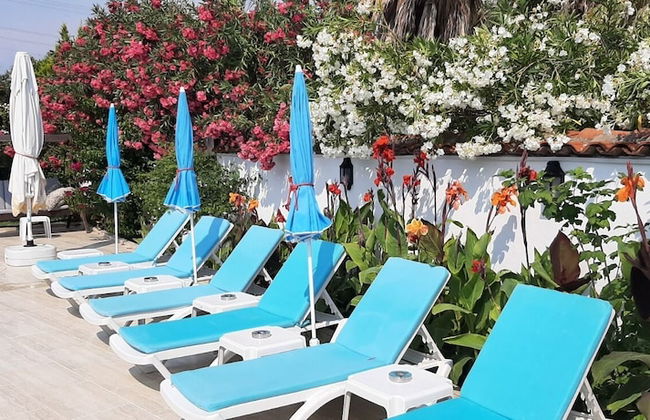 Beautiful 4-bed Villa Private Pools - Photo 26