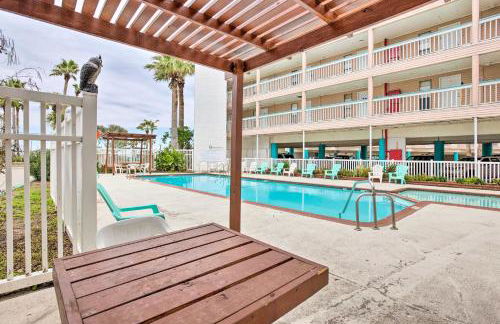 Oceanfront Corpus Christi Condo with Pool! - Foto 21