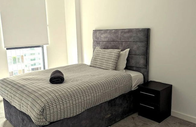 Sleeps 4 Central Ensuite - Cityview & Parking - Foto 3