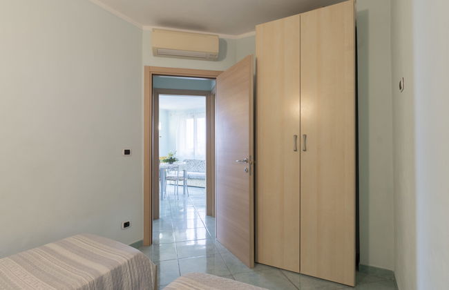 3 bedroom House in Cipressa with garden and terrace - Photo 16