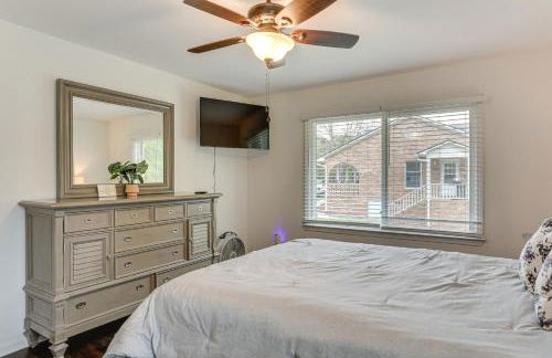 Patio and Pool Table Lake Marion Getaway - Foto 22