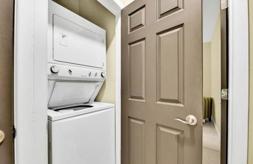 Relax & Enjoy In Our Spacious Townhome Getaway B - Foto 17