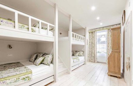 Luxury Georgian House With Sauna Sleeps 19-23 - Photo 30