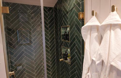 Luxury Retreat 30mins Taxi Ride From West London - Photo 37