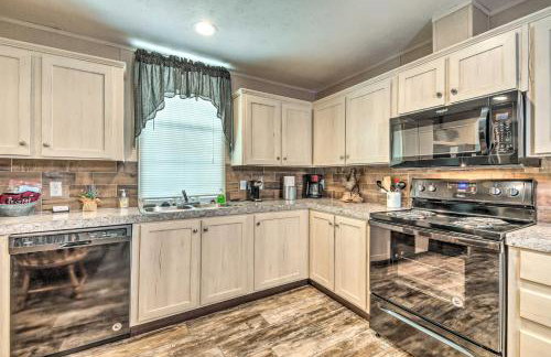 Cozy Hardin Retreat with Lake Kentucky View! - Foto 8