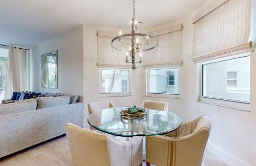 REGATTA AT VANDERBILT BEACH III #204 - Photo 23