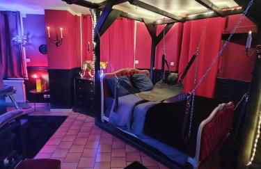 Love Room - Le Donjon des désirs - Foto 3