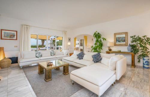 Spacious villa with sea view, tennis & golf garden #1963 - Foto 5