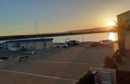 T2 cabine avec très belle vue sur le port de plaisance - Foto 32
